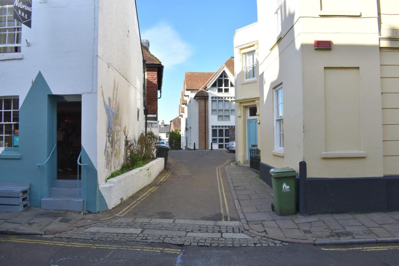 Super Funky Spire View Cottage - Free Gated Parking - Ultra Wifi Canterbury Dış mekan fotoğraf