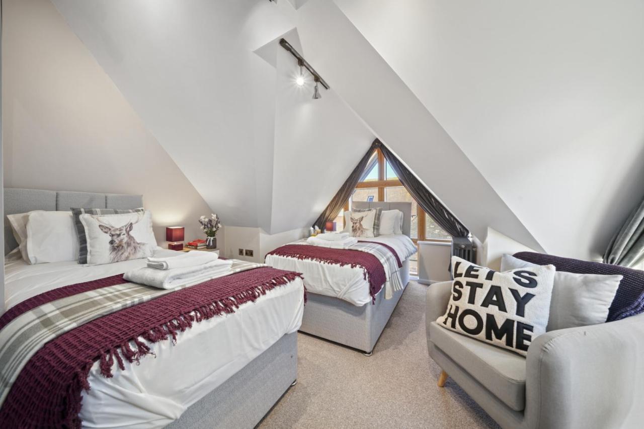 Super Funky Spire View Cottage - Free Gated Parking - Ultra Wifi Canterbury Dış mekan fotoğraf